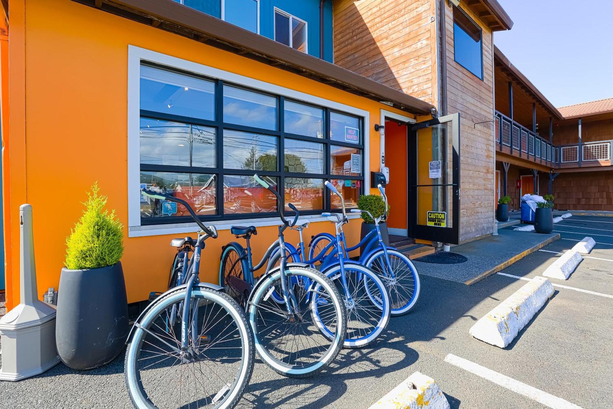 Coast River Inn By Oyo Seaside Exterior foto